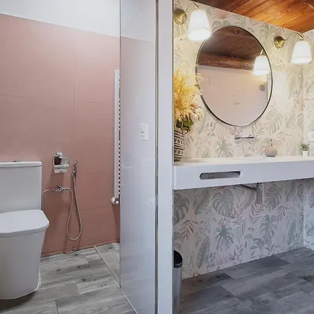 Casa Con Encanto Lemus *