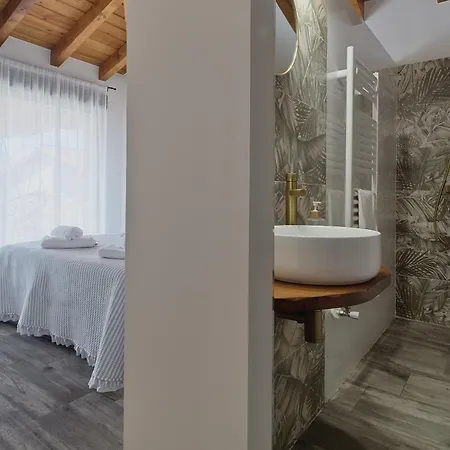 Casa Con Encanto Lemus