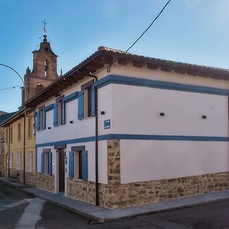 Casa Con Encanto Lemus *