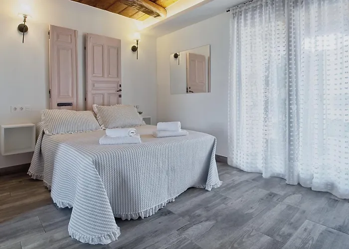 Casa Con Encanto Lemus