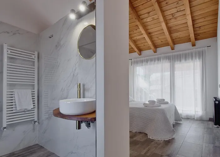 Casa Con Encanto Lemus * Celada